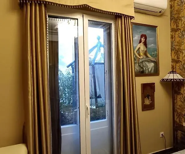 Historique Dans Le Centre De *